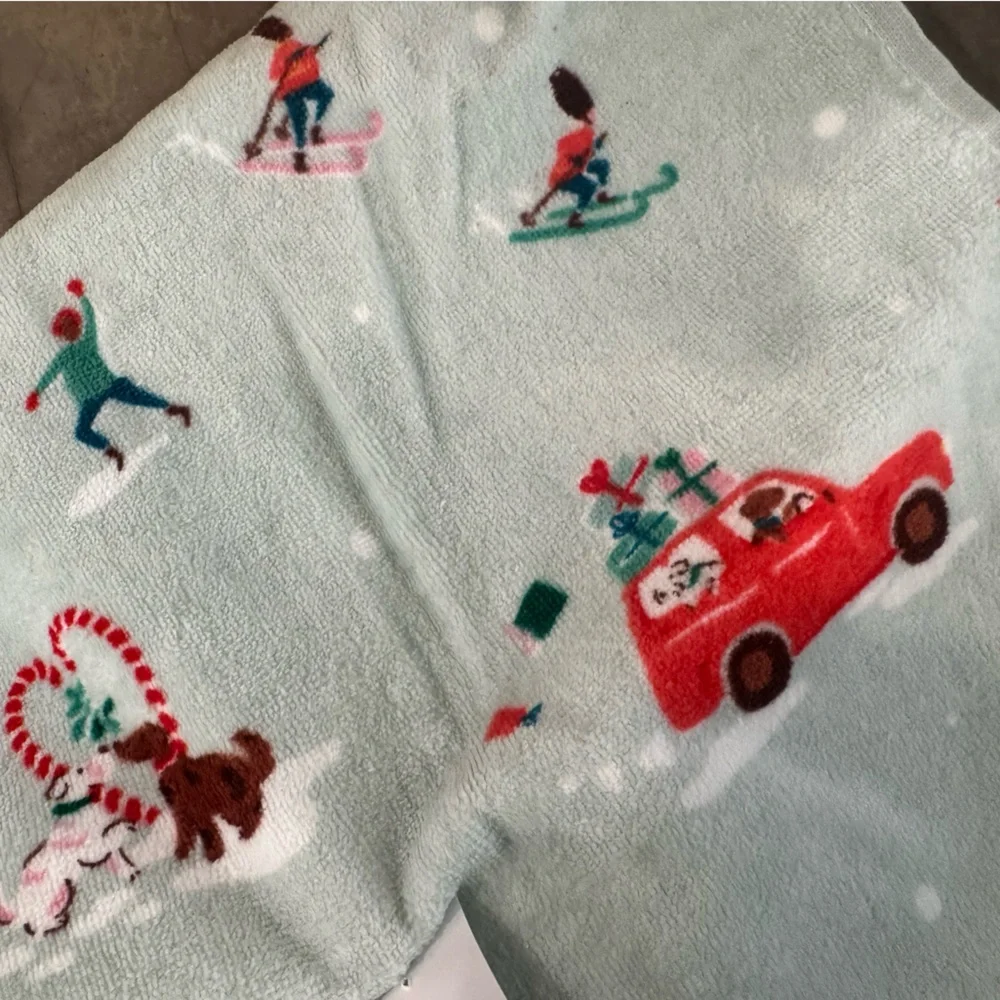 Cath Kidston set of 2 bath towels!”Snow Day” in duck egg…super soft cute&comfy